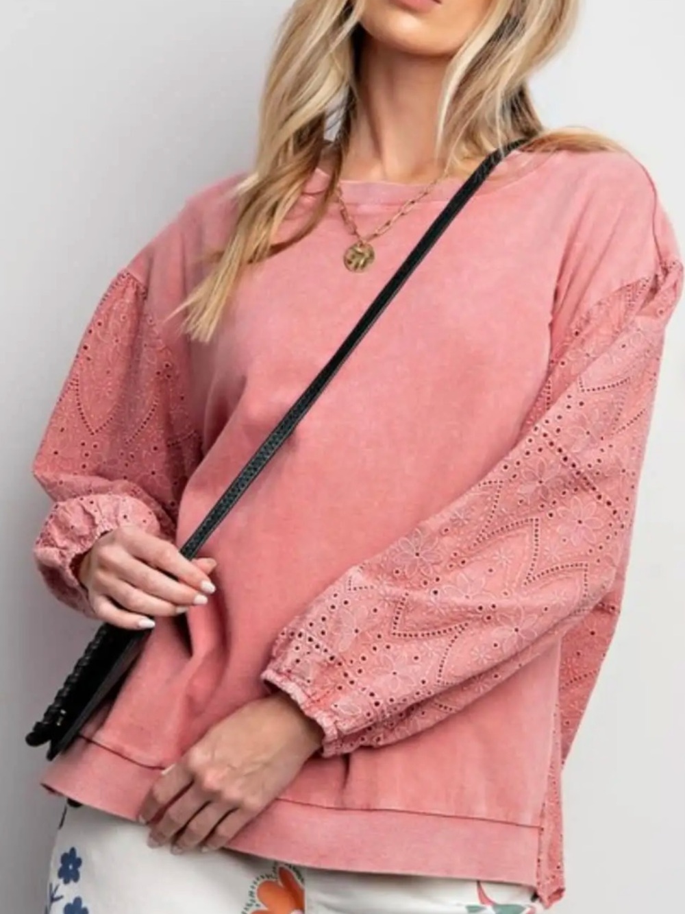 Divine Vintage Rose Eyelet Lace Top -Large